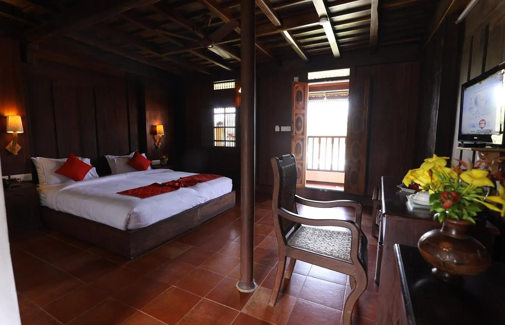 Kumarakom Heritage Resort & Ayurveda Alappuzha